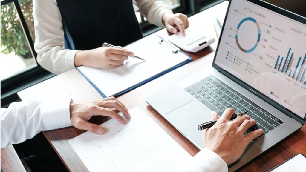 Investitionen in Künstliche Intelligenz: Wie Deutschland den technologischen Wandel nutzt